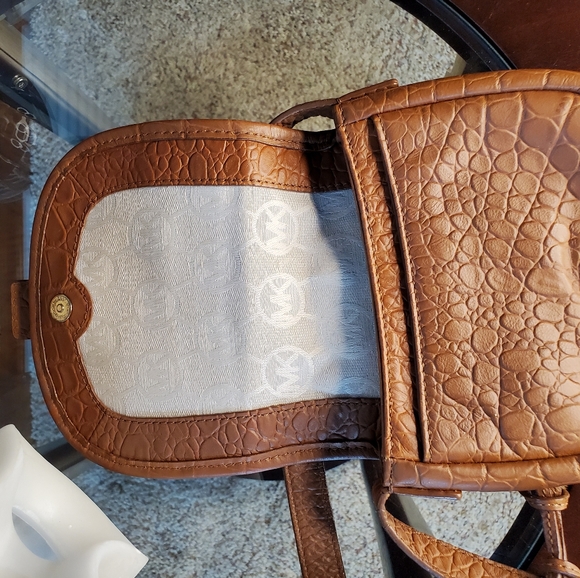 Michael Kors Leather Crocodile Print Saddle Bag - Picture 12 of 16